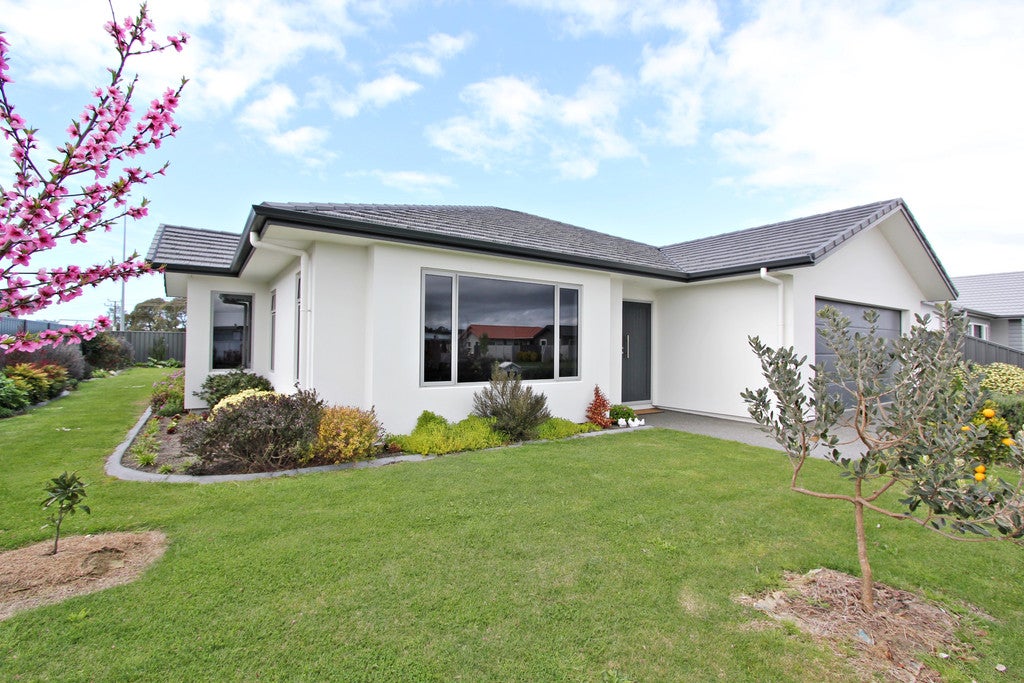 25 Pukaki Place, Poraiti, Napier - Carousel 1