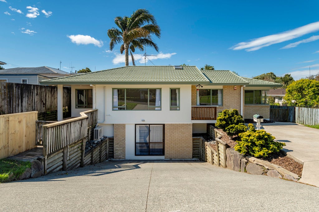 1 Harrier Street, Parkvale, Tauranga - Carousel 1