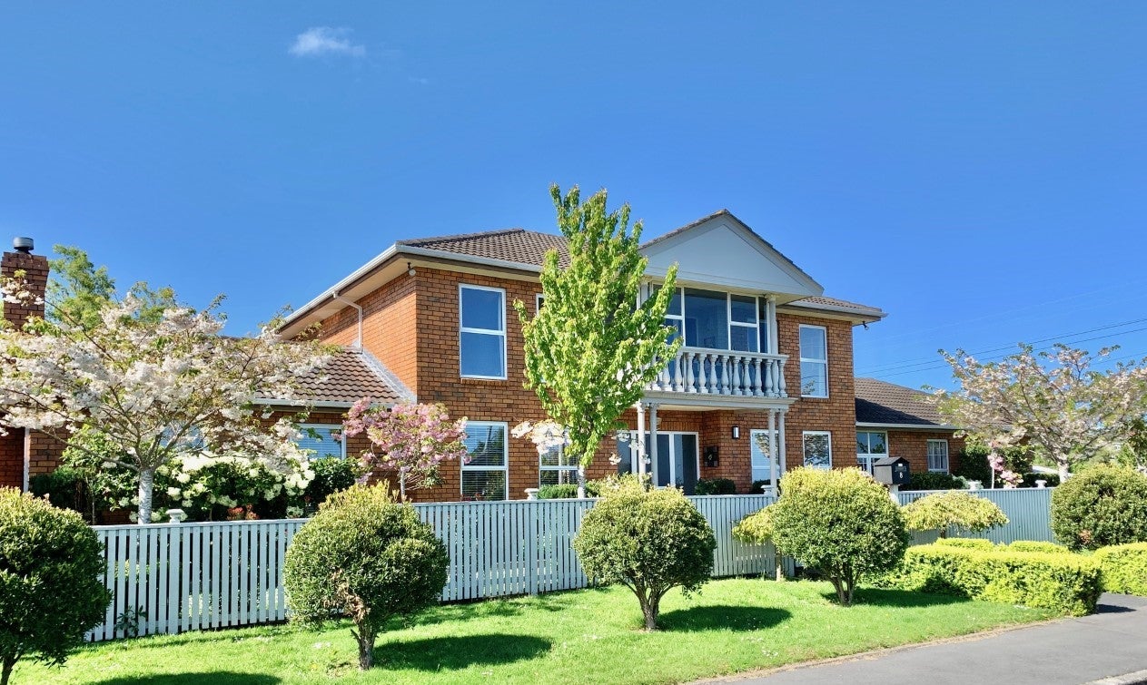 8 Cornwall Street, Vauxhall, Dunedin - Carousel 2