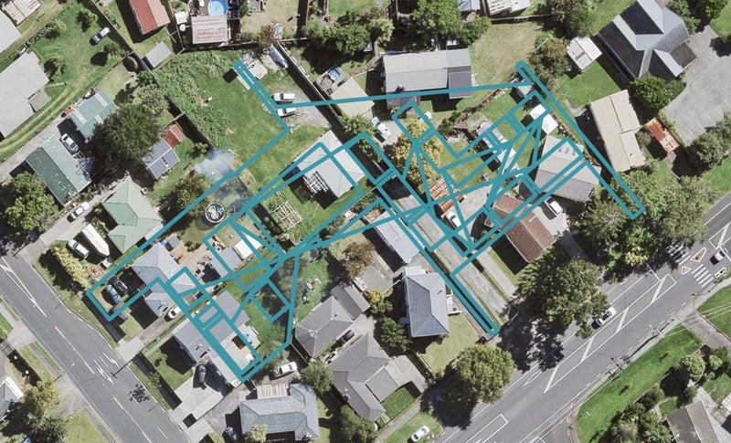 15 Whati Lane, Henderson, Auckland - Carousel 1