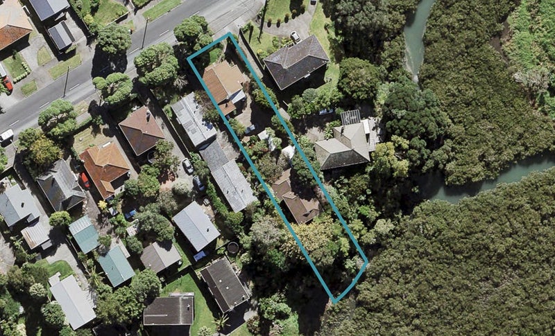 212A Meola Road, Point Chevalier, Auckland - Carousel 1