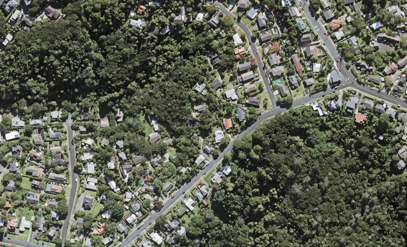 25 Island Bay Road, Beach Haven, Auckland - Carousel 1