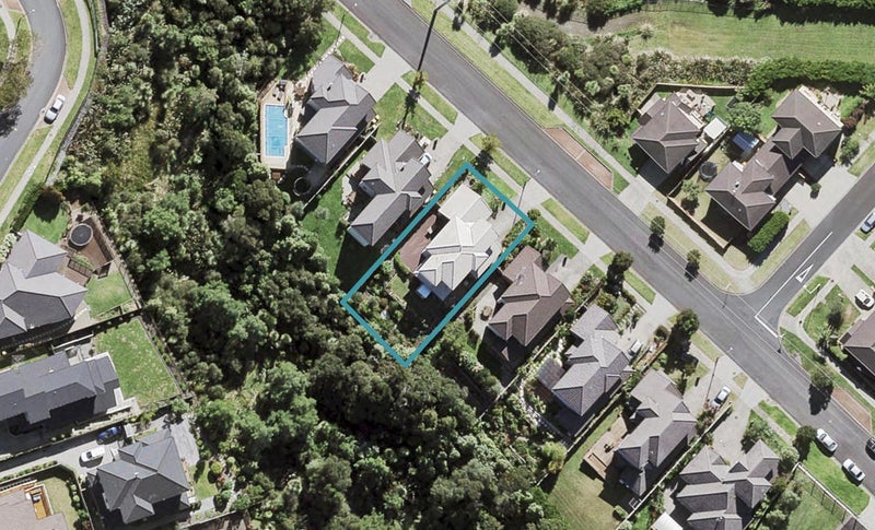 210 Kyle Road, Greenhithe, Auckland - Carousel 1