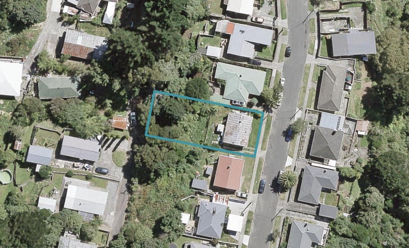 6 Amundsen Grove, Stokes Valley, Lower Hutt - Carousel 1