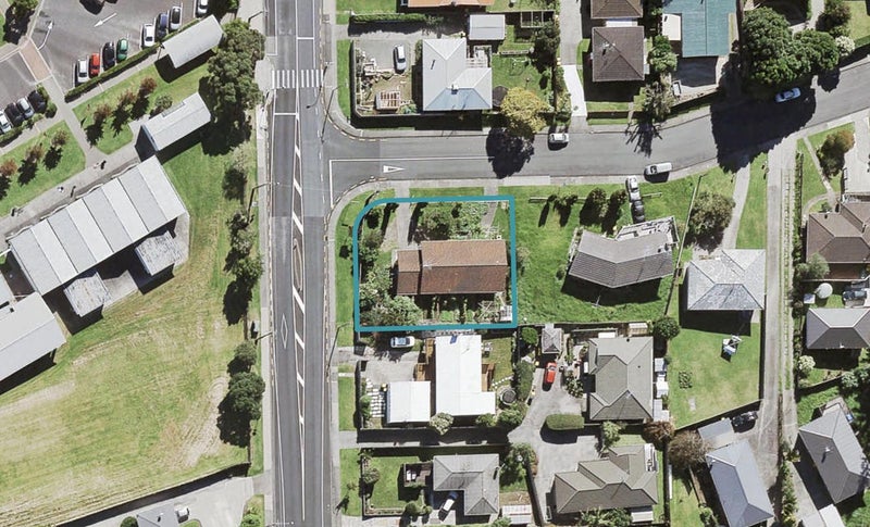 1 Aplin Place, Birkdale, Auckland - Carousel 1