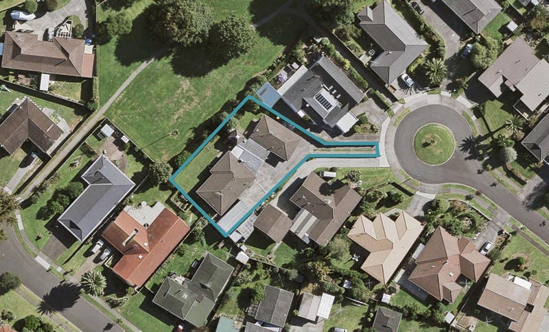 1/10 Tulloch Place, Conifer Grove, Takanini - Carousel 1