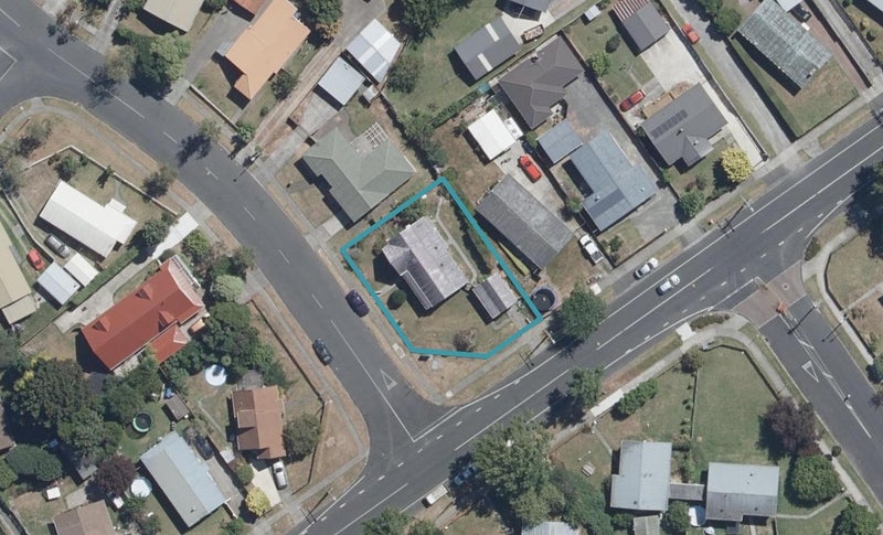 99 Bryant Road, St Andrews, Hamilton - Carousel 1