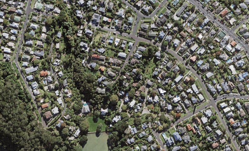 10 Pullum Street, Birkenhead, Auckland - Carousel 1