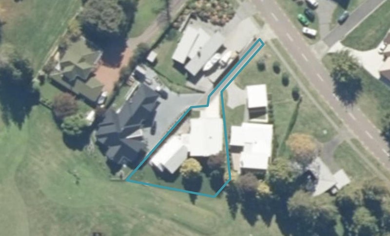 49 Lisland Drive, Taupo - Carousel 1