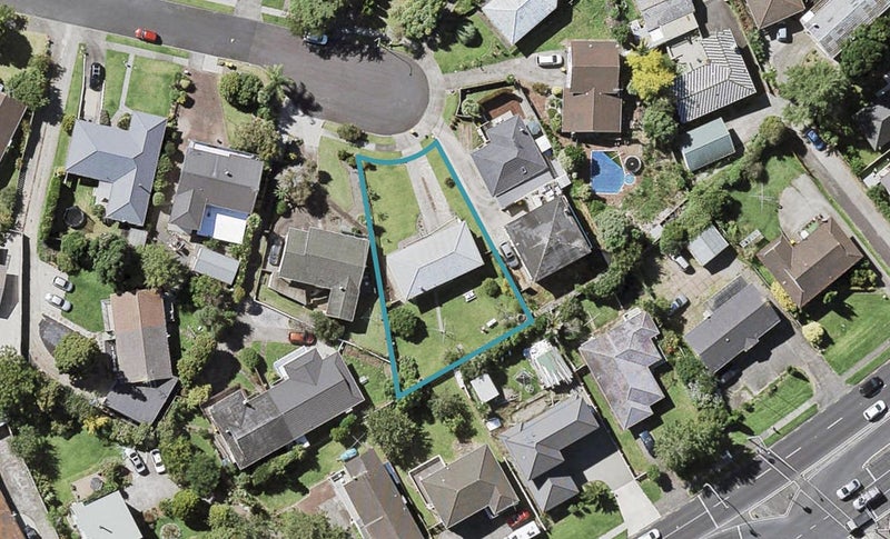21 Rothwell Place, Sunnyhills, Auckland - Carousel 1
