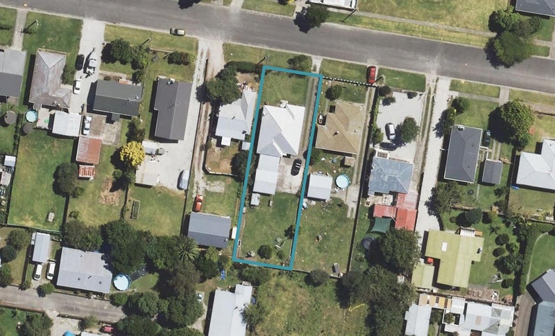 11 Coldstream Road, Kaiti, Gisborne - Carousel 1