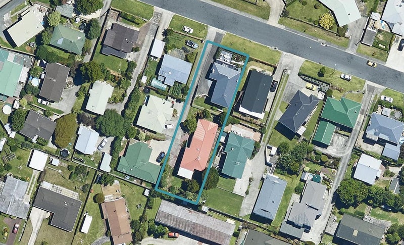 23 Bell Street, Judea, Tauranga - Carousel 1