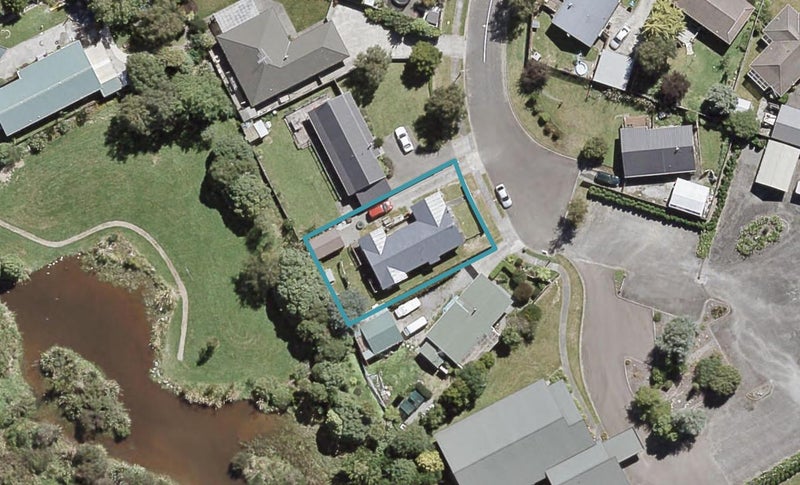 6 Pearl Grove, Birchville, Upper Hutt - Carousel 1