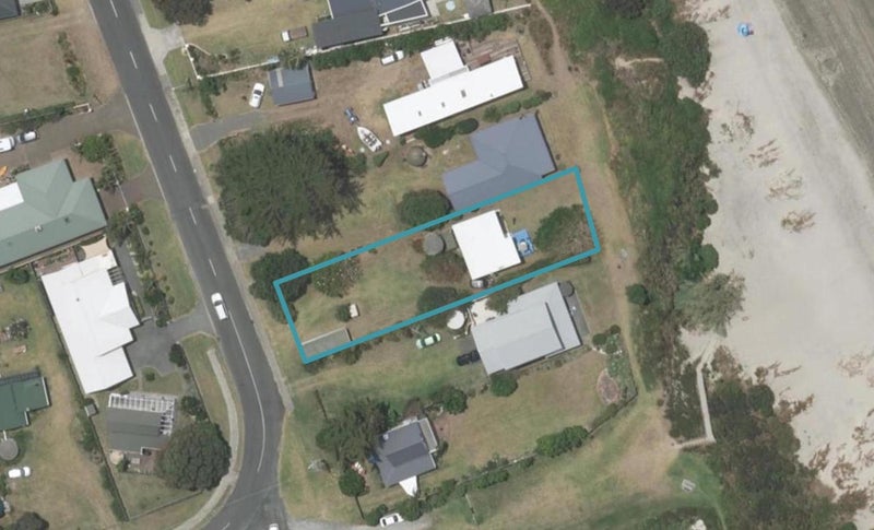 35 Robert Street, Mangawhai Heads, Mangawhai - Carousel 1