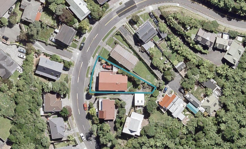 52 Viewmont Drive, Harbour View, Lower Hutt - Carousel 1