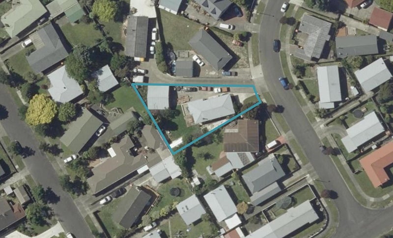4 Hilton Grove, Kelvin Grove, Palmerston North - Carousel 1
