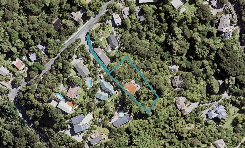 758 South Titirangi Road, Titirangi, Auckland - Carousel 1