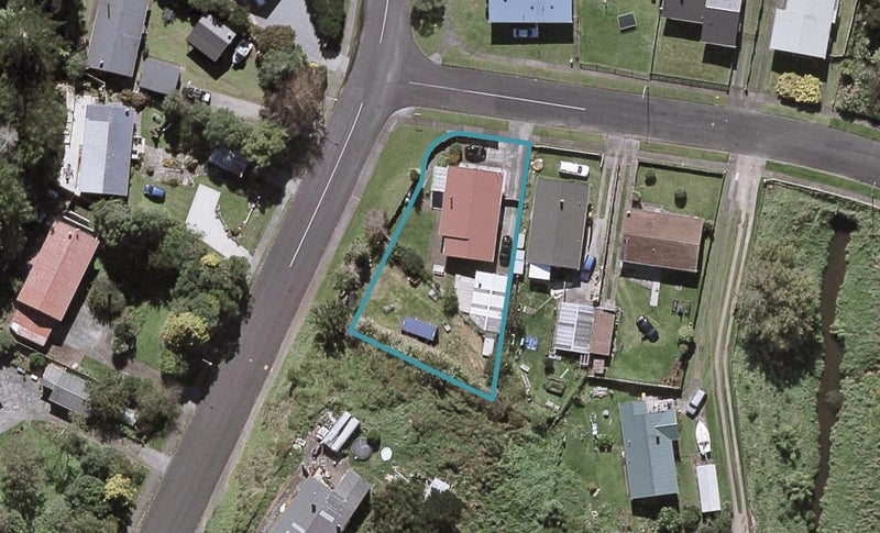 63 Blagdon Road, Blagdon, New Plymouth - Carousel 1