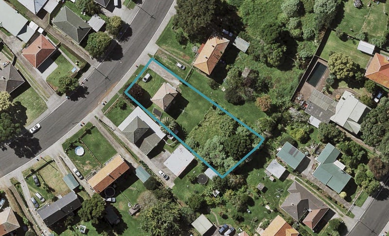 28 Coates Crescent, Panmure, Auckland - Carousel 1
