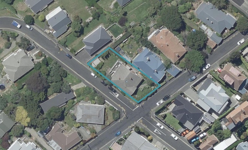 12 Belgrave Crescent, Kaikorai, Dunedin - Carousel 1