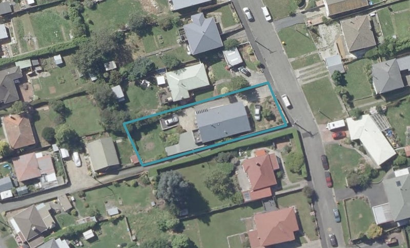 12 Alexander Street, Abbotsford, Dunedin - Carousel 1
