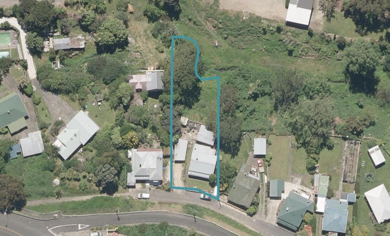 7 Forres Street, Durie Hill, Whanganui - Carousel 1