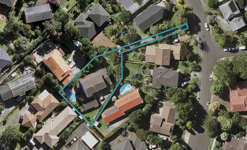 33 Marywil Crescent, Hillcrest, Auckland - Carousel 1