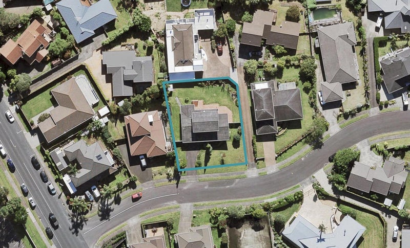 6 Bernleigh Terrace, West Harbour, Auckland - Carousel 1
