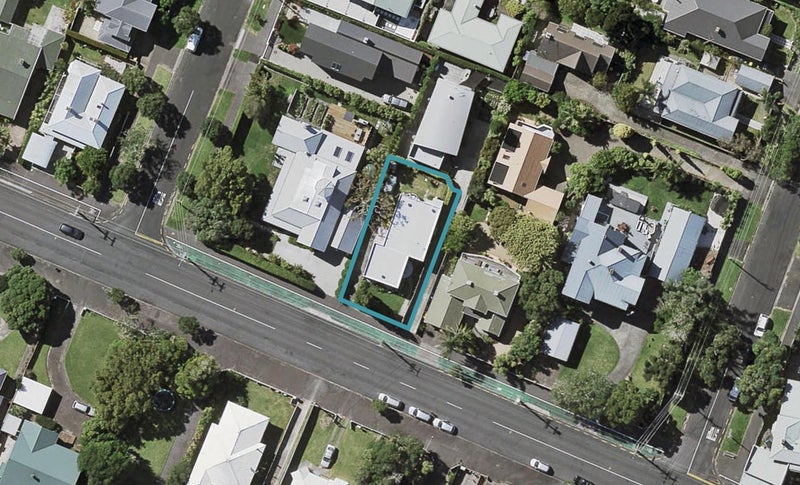 124 Calliope Road, Stanley Point, Auckland - Carousel 1