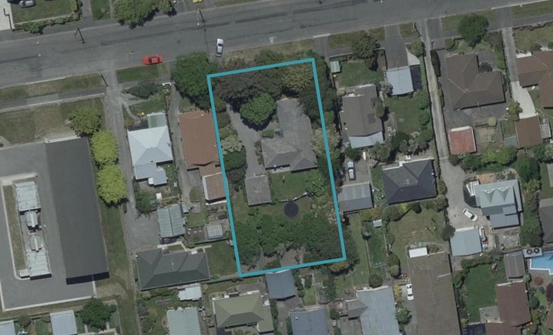 42 Coopers Road, Dallington, Christchurch - Carousel 1