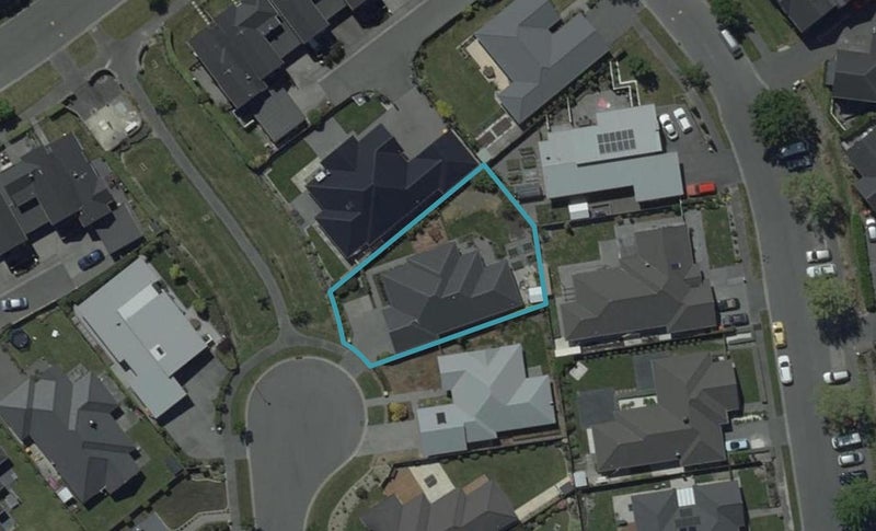 10 Benjamin Mountfort Close, Hillmorton, Christchurch - Carousel 1