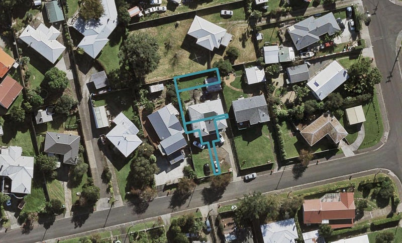 44F Parry Road, Mount Wellington, Auckland - Carousel 1