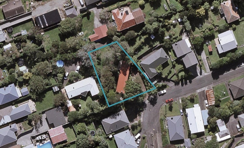 6 Taunton Place, Lynmouth, New Plymouth - Carousel 1