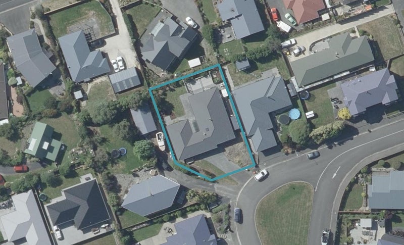 6 Craddock Place, Waldronville, Dunedin - Carousel 1