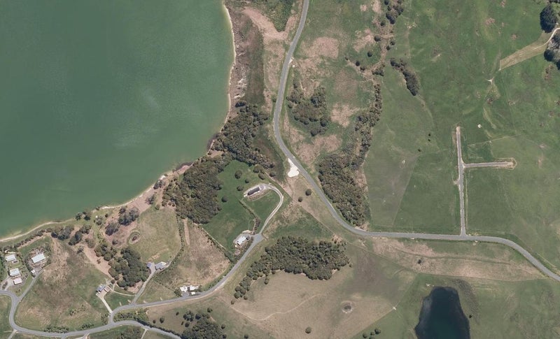 33 Hinamoki Drive, Kaiwaka - Carousel 1