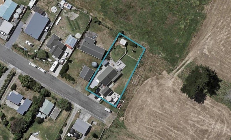 10 Brendan Drive, Te Horo Beach, Ōtaki - Carousel 1