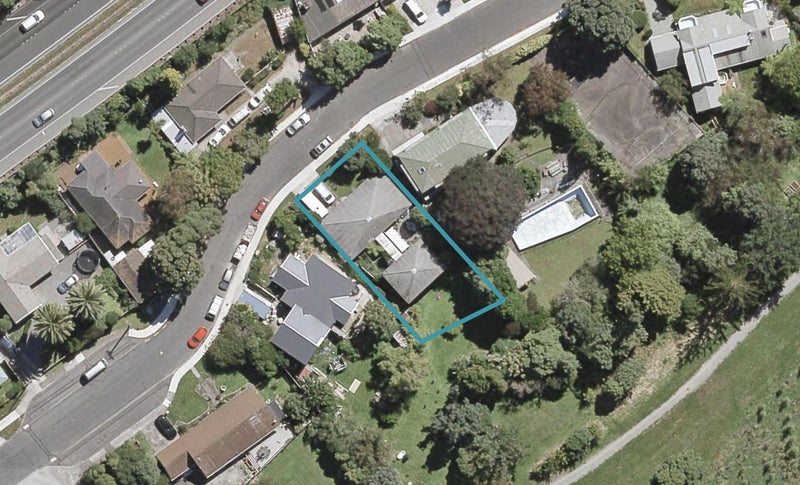 76 Owen Street, Belmont, Lower Hutt - Carousel 1