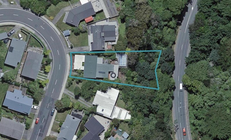 20 Churton Drive, Churton Park, Wellington - Carousel 1