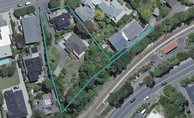 27 Simla Crescent, Khandallah, Wellington - Carousel 1