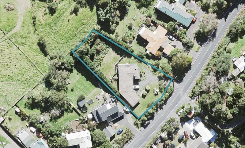 275 Forest Hill Road, Waiatarua, Auckland - Carousel 1