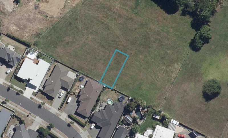 2/25 Maanihi Drive, Rototuna North, Hamilton - Carousel 1