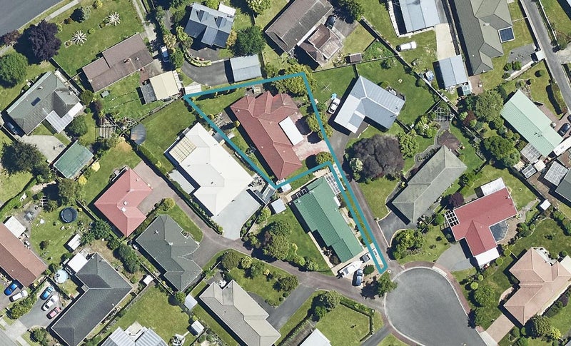 12 Barraud Place, Pukehangi, Rotorua - Carousel 1
