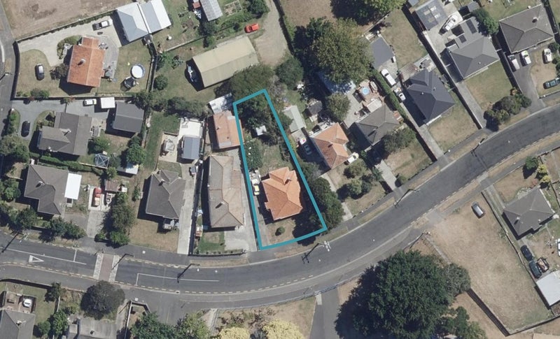 56 Churchill Avenue, Maeroa, Hamilton - Carousel 1