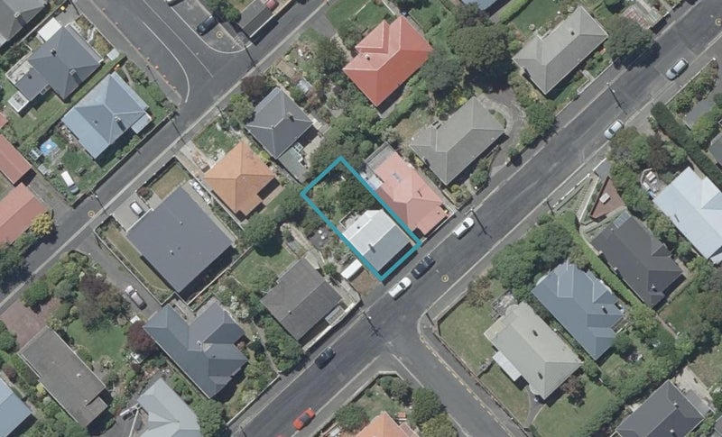 61 Evans Street, Opoho, Dunedin - Carousel 1