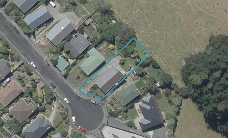 33 Truby King Crescent, Liberton, Dunedin - Carousel 1