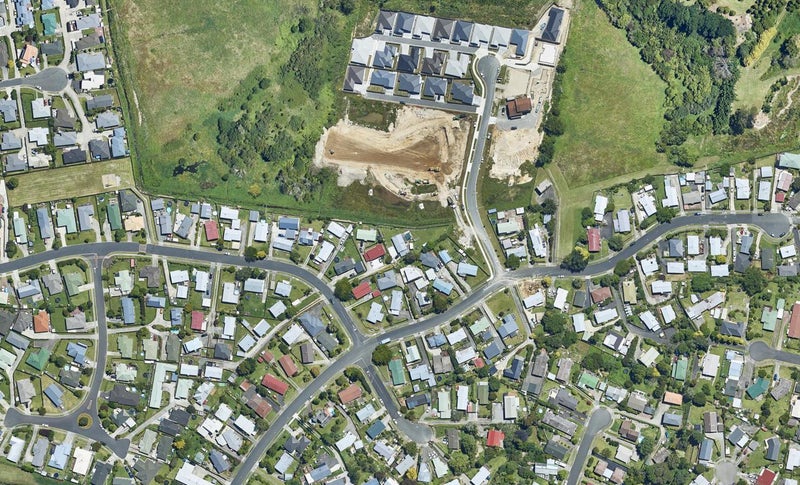 4 Solomon Street, Brookfield, Tauranga - Carousel 1