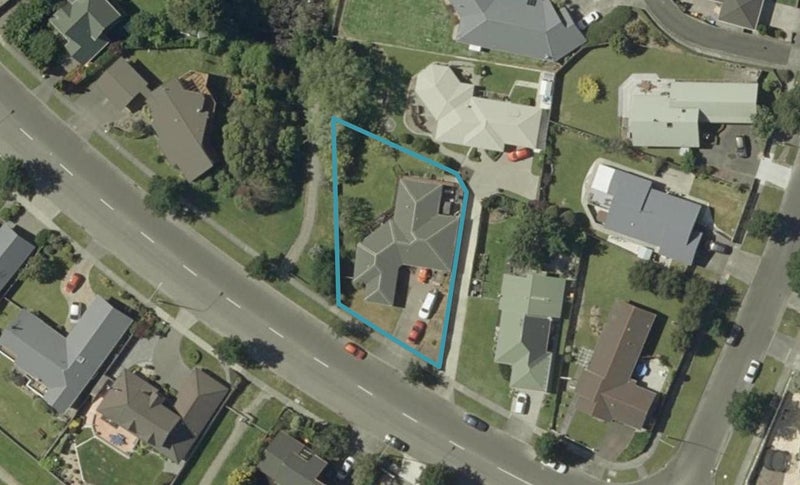 61 Pacific Drive, Fitzherbert, Palmerston North - Carousel 1