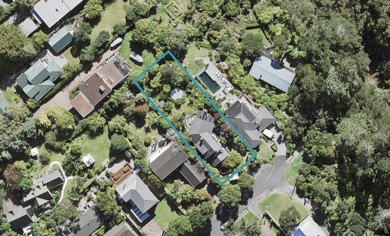 8 Oratau Place, Greenhithe, Auckland - Carousel 1