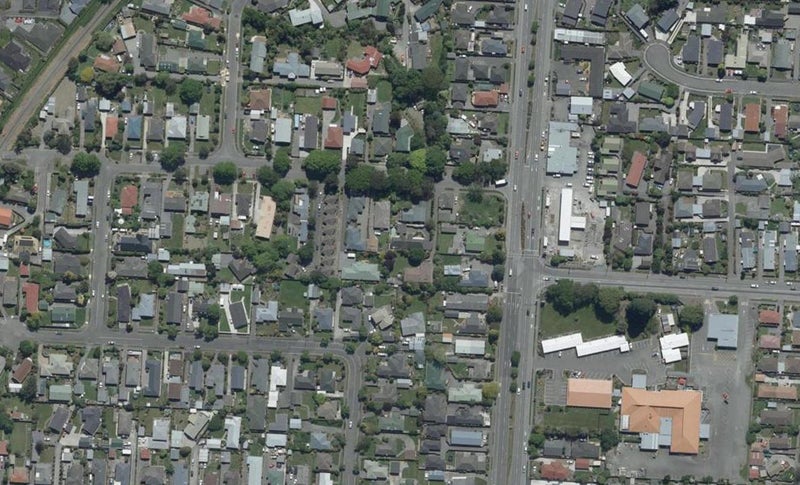 3/7 Barnes Road, Redwood, Christchurch - Carousel 1