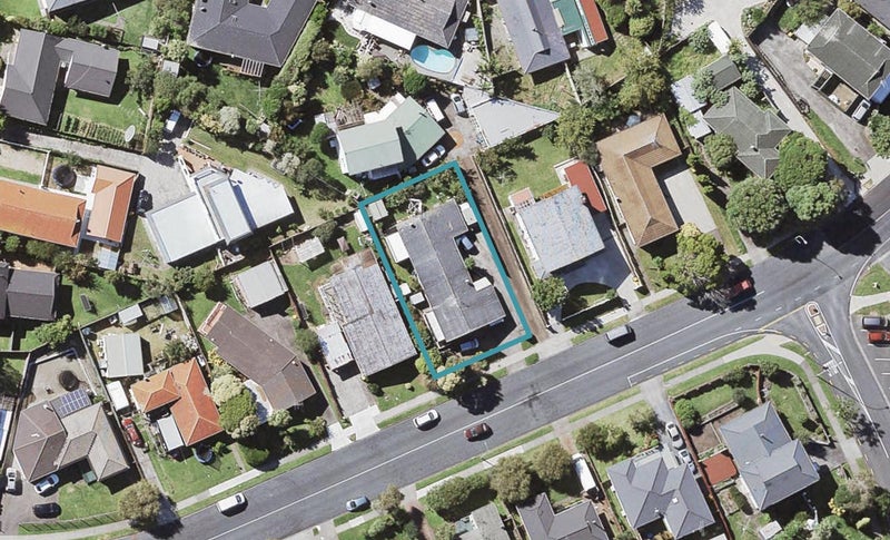 2/53 Priestley Drive, Bucklands Beach, Auckland - Carousel 1